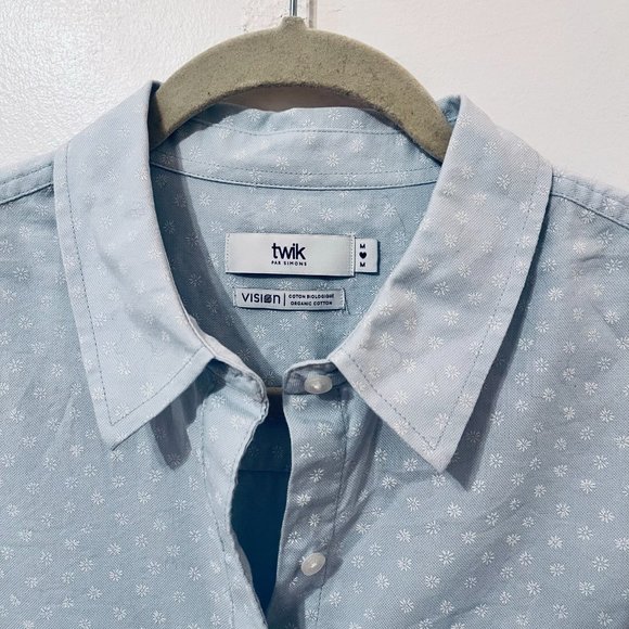 Twik Exclusive 100% Cotton Button Down Shirt, Light Blue/Floral, US M - Picture 3 of 7